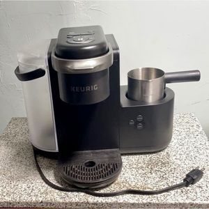 🔥 Keurig K-Cafe Single Serve K-Cup Coffee, Latte and Cappuccino Maker